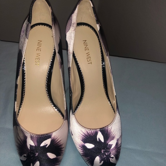 Nine West Floral Satin platform heels - Picture 12 of 12